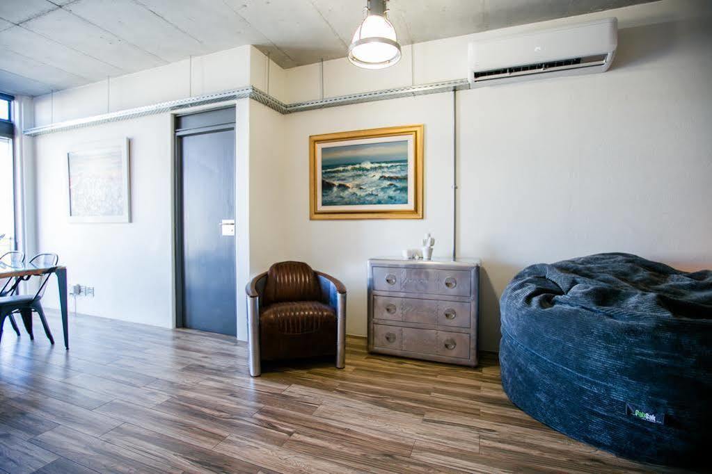 ดีไซเนอร์ ลอฟต์ ออน เพรสทวิช Apartment เคปทาวน์ ภายนอก รูปภาพ